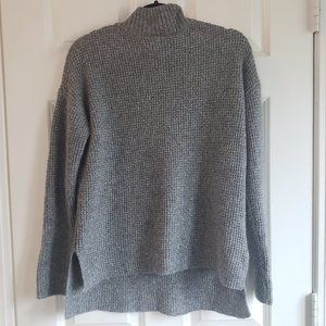 SO Turtleneck Knit Sweater High Low Hem Grey XS